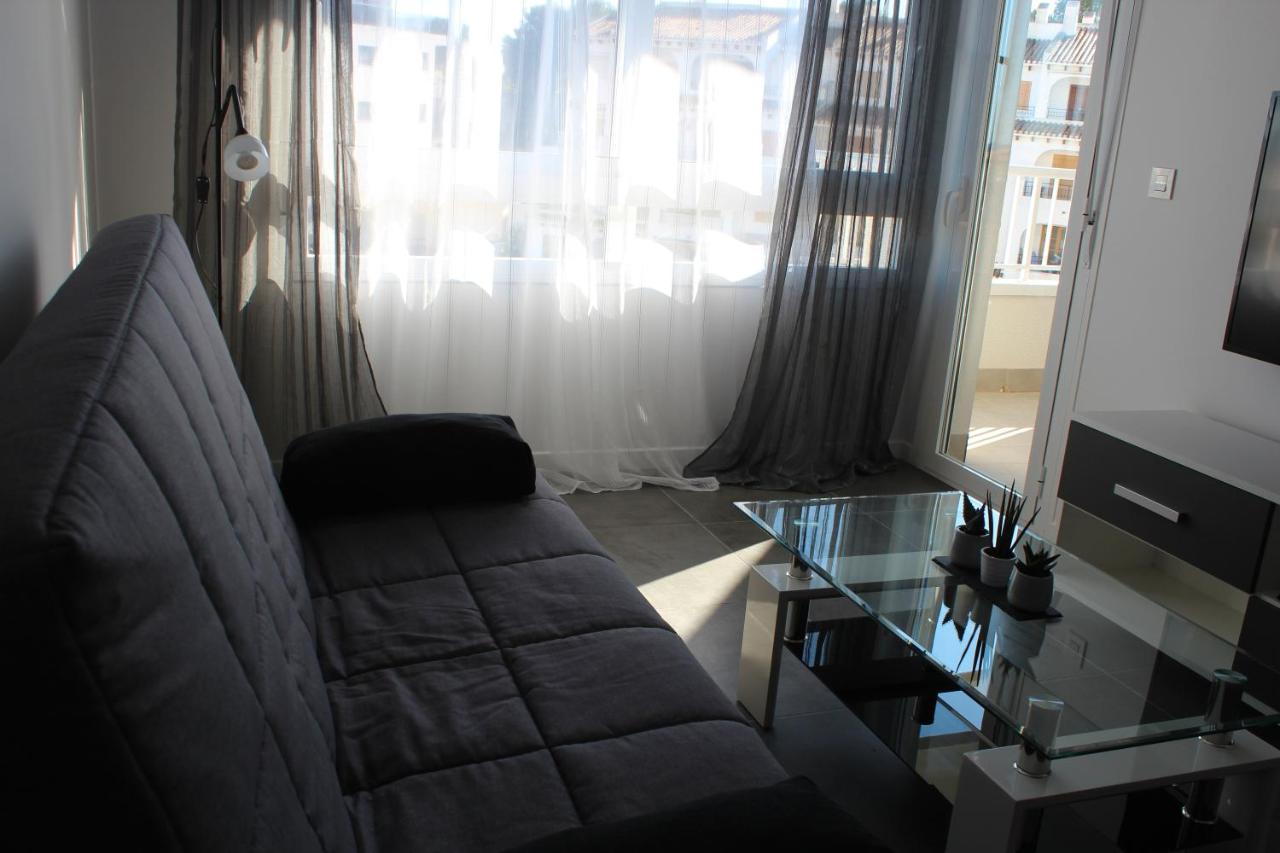 New Apartment With Sea View Of Andrew And Natallia Campoamor Dış mekan fotoğraf